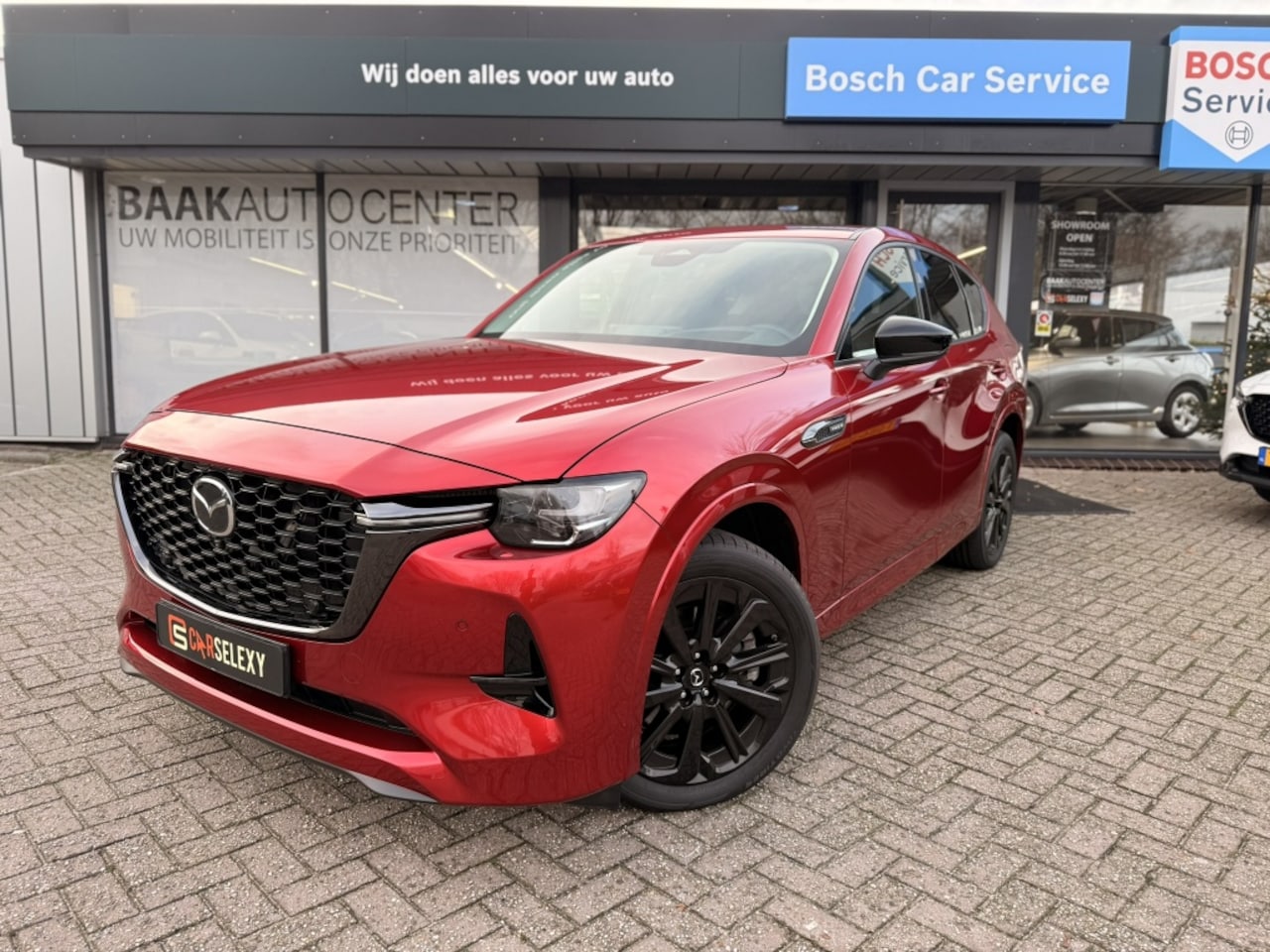 Mazda CX-60 - 2.5 PHEV Homura | Panorama dak | 360 Camera | Trekhaak - AutoWereld.nl