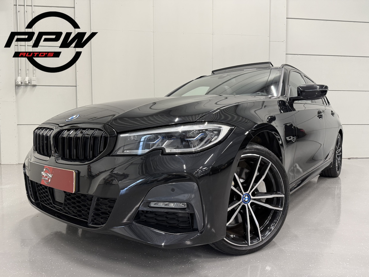 BMW 3-serie Touring - 330e xDrive M-Sport PANO/LASER/360CAMERA/ADAPTIVE M-ONDERSTEL/ACC/LEER-ALCANTARA/19"BREEDS - AutoWereld.nl