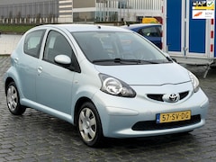 Toyota Aygo - 1.0-12V + 5deurs AIRCO APK NIEUW KOPPELING NAP