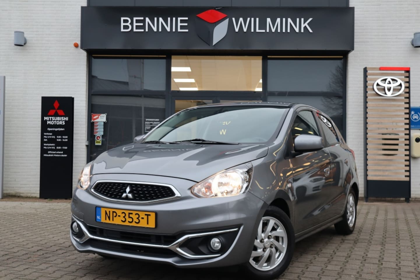 Mitsubishi Space Star - 1.2 Life Cruise/Apple/AndroidAuto/Slechts 61.736km! - AutoWereld.nl