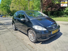 Mercedes-Benz A-klasse - 150 burning price 1950 €