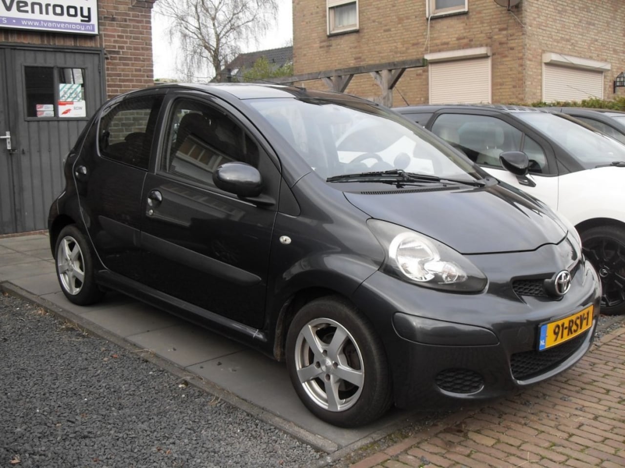 Toyota Aygo - 1.0-12V Comfort Navigator 1.012V Comfort Navigator, 5Drs. - AutoWereld.nl