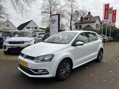 Volkswagen Polo - 1.2 TSI 5-DEURS / AIRCO / CRUISE CTR. / RADIO / PARELMOER-LAK
