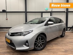 Toyota Auris Touring Sports - 1.8 Hybrid Lease Top 5 Editie / CAMERA / NAVI / CLIMA / CRUISE /