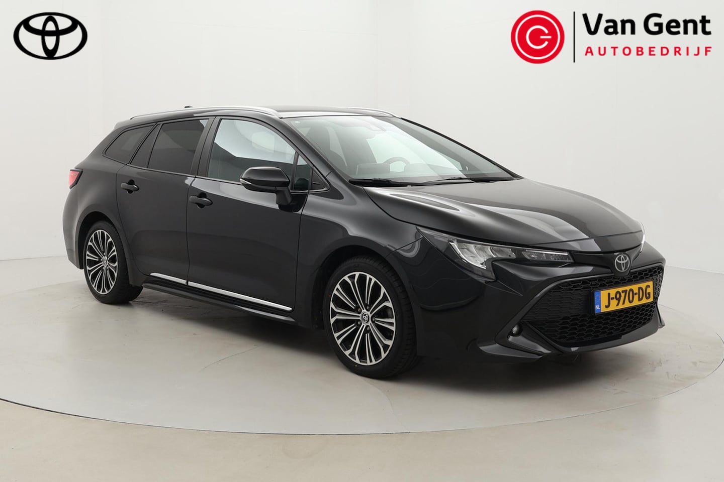 Toyota Corolla Touring Sports - 1.2 Turbo Dynamic | Trekhaak | Navigatie | Apple Carplay / Android Auto | Stoelverwarming - AutoWereld.nl