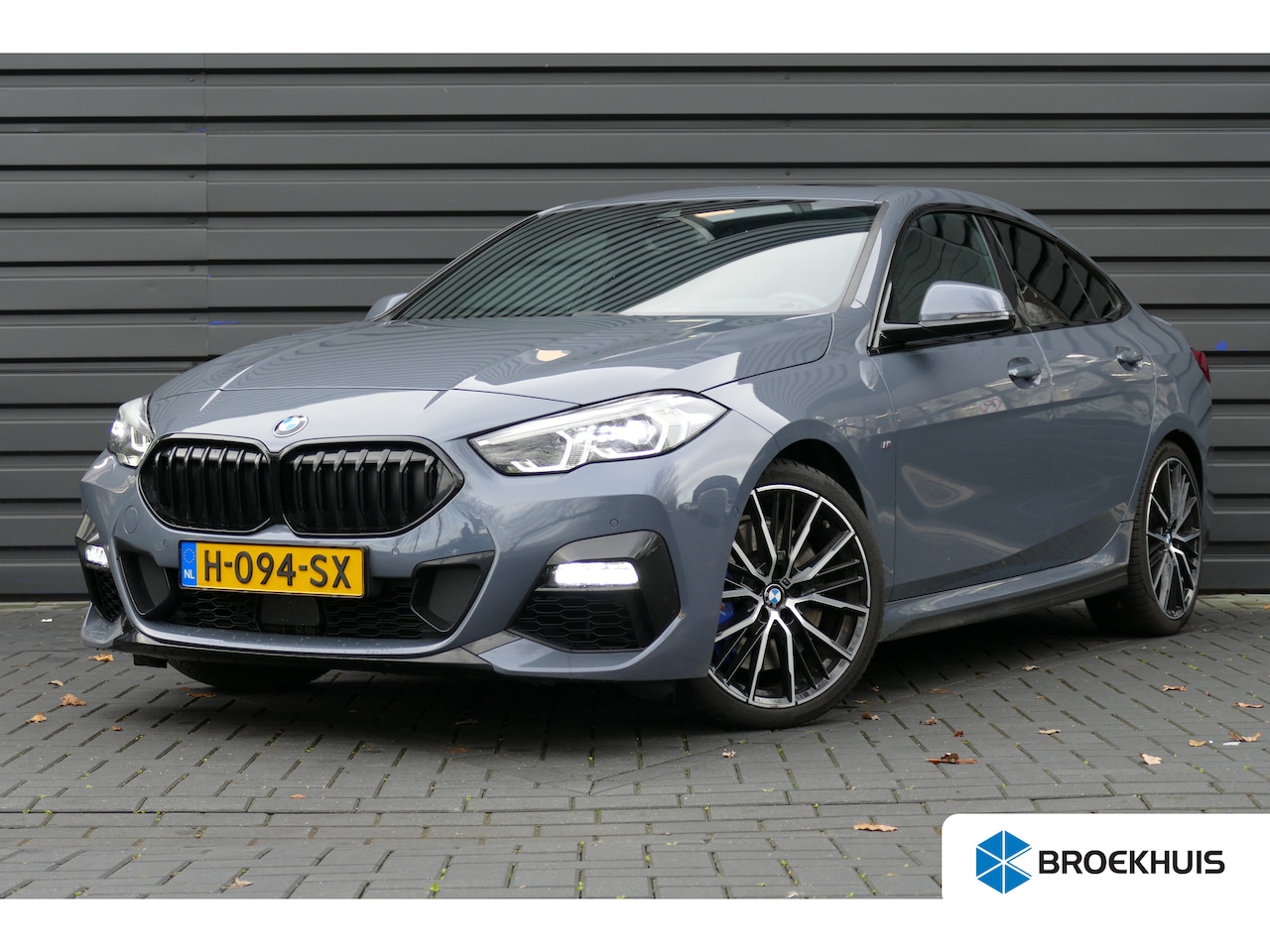 BMW 2-serie Gran Coupé - 218i 140PK HIGH EXECUTIVE EDTION M SPORTPAKKET AUTOMAAT / NAVI / LEDER / CLIMA / PDC / 19" - AutoWereld.nl