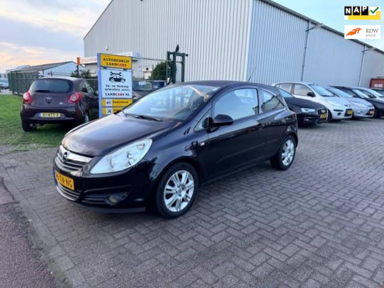 Opel Corsa - 1.2-16V Enjoy 1.2-16V Enjoy - AutoWereld.nl
