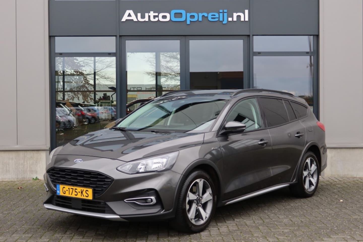 Ford Focus Wagon - Wagon 1.0 EcoBoost 125pk Active Business Clima, NAVI, Trekhaak - AutoWereld.nl