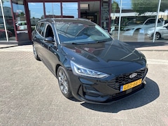 Ford Focus - 1.0 EBH ST LINE