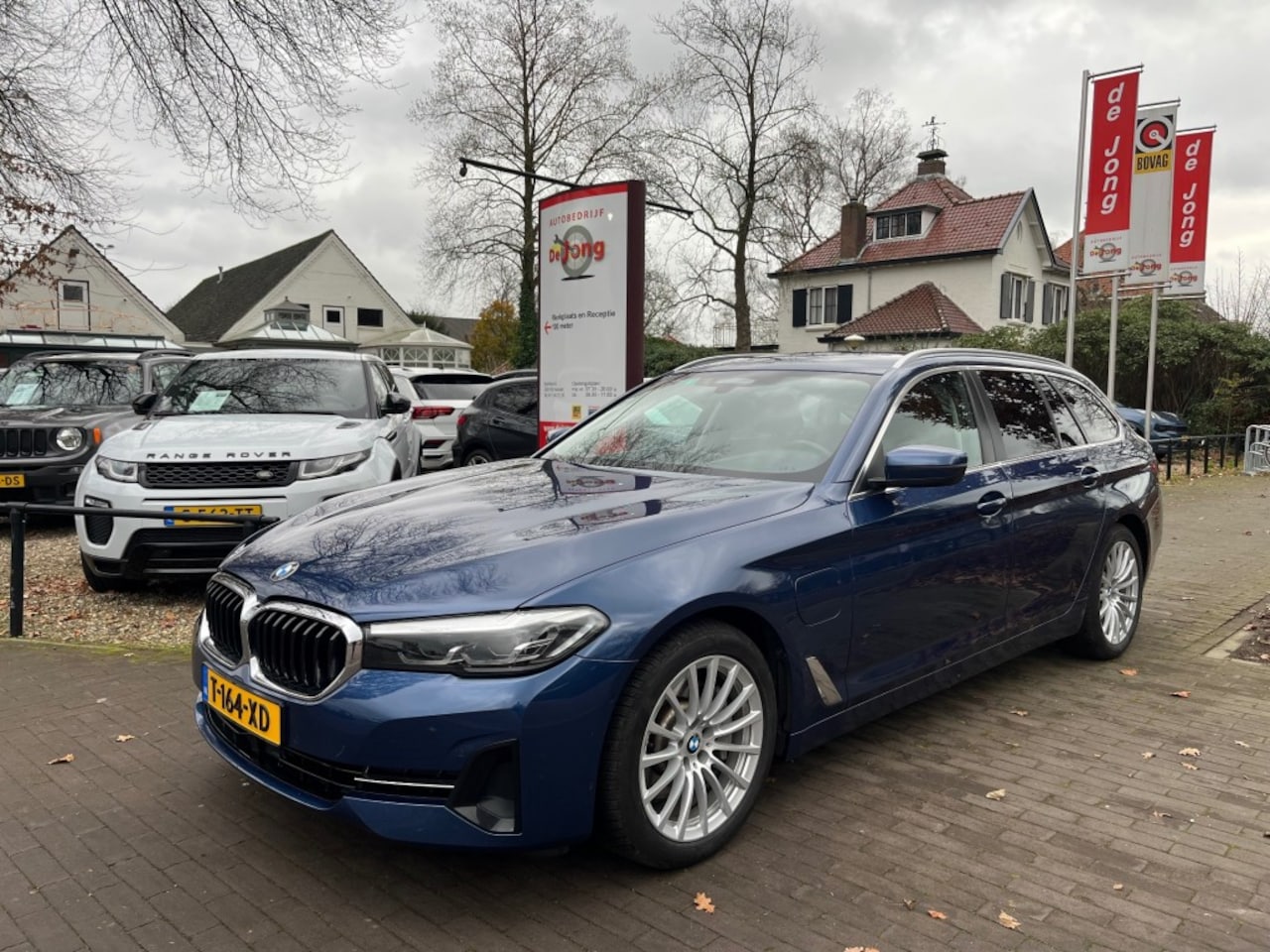 BMW 5-serie Touring - TOURING 530E HIGH EXECUTIVE / LEDER / CAMERA / CARPLAY / ELEK. TREKHAAK - AutoWereld.nl