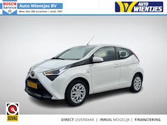 Toyota Aygo - 1.0 VVT-i | X-Play 5-Drs | Airco | Camera | Carplay