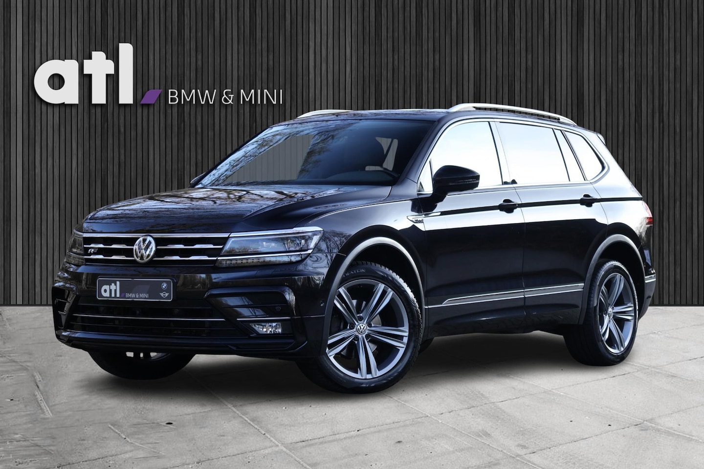 Volkswagen Tiguan - 1.4 TSI Highline Grijs kenteken - Prijs is excl. BTW | R-Line | Trekhaak | Live Cockpit | - AutoWereld.nl