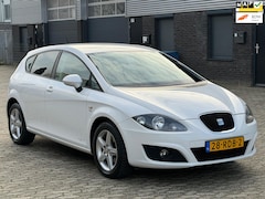 SEAT Leon - 1.2 TSI Ecomotive COPA NAVI CLIMA CRUISE BOEKJES APK