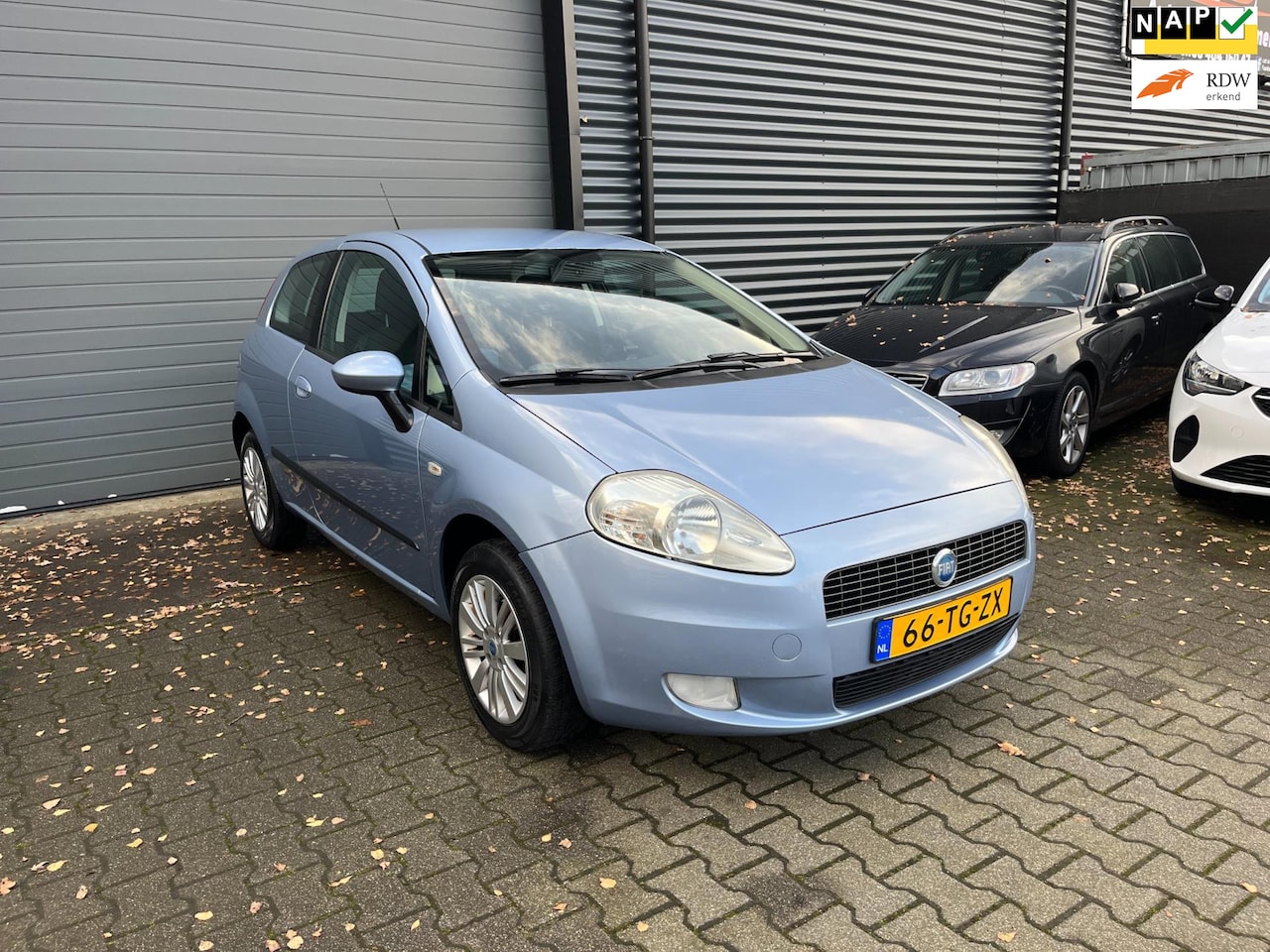 Fiat Grande Punto - 1.4 Edizione Blue & Me 1.4 Edizione Blue & Me - AutoWereld.nl