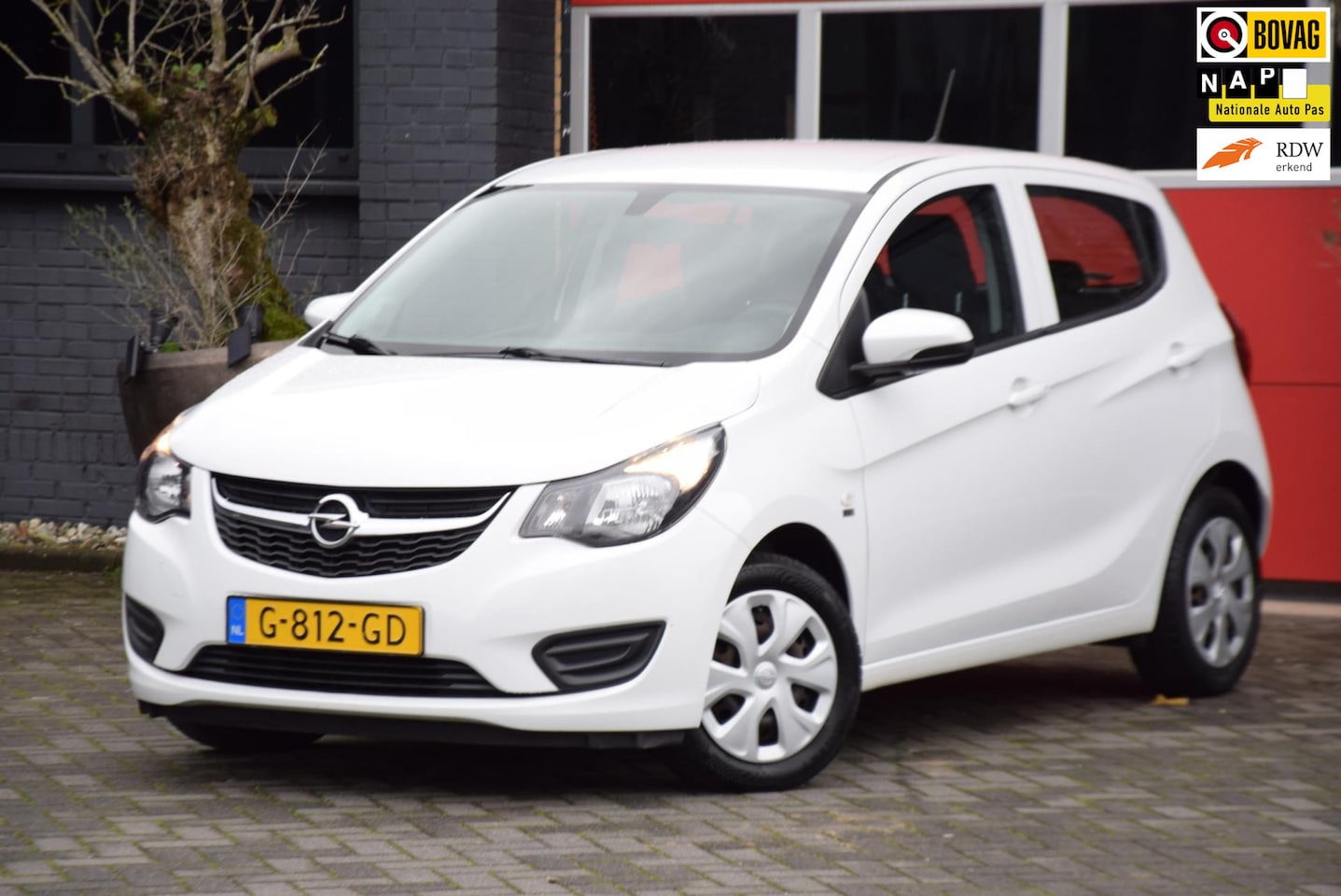 Opel Karl - 1.0 ecoFLEX 120 Jaar Edition 2019 Airco Cruise control 5 Deurs - AutoWereld.nl