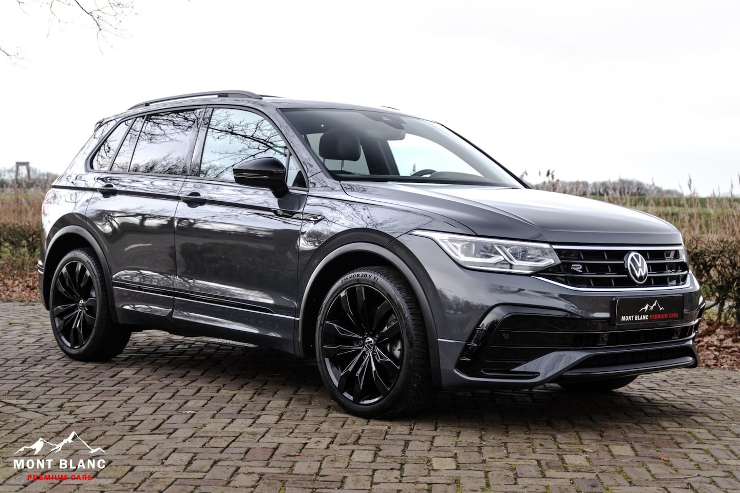 Volkswagen Tiguan - 2.0 TSI 4Motion|R-Line|Trekhaak|Pano.|HUD|€33.054,- Ex. Btw - AutoWereld.nl