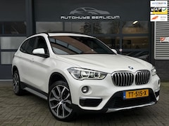 BMW X1 - SDrive20i Orange Edition II Pano Head-up Sfeer Dealer onderhouden