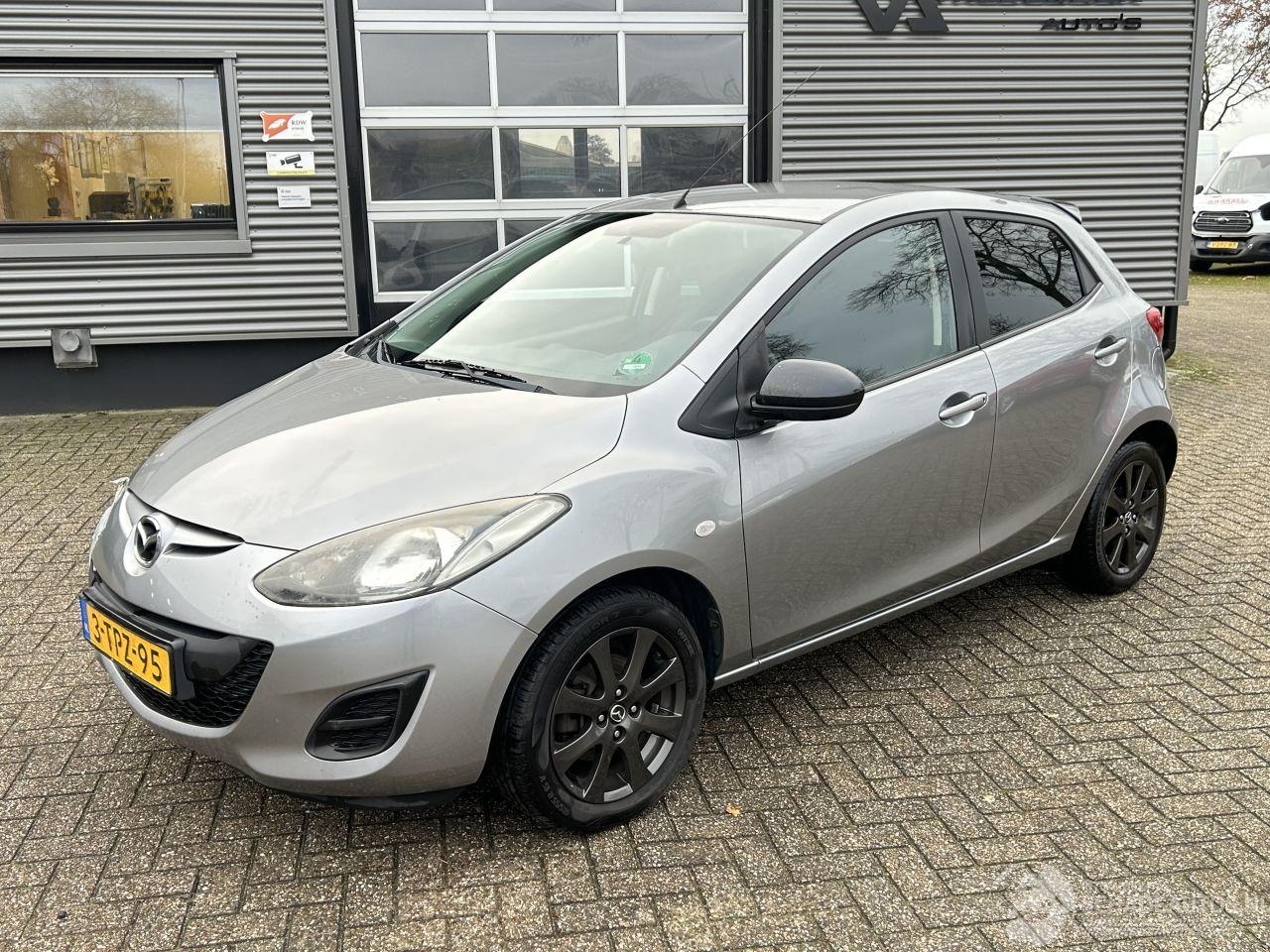 Mazda 2 - 1.3 Color Edition 1.3 Color Edition 5drs - AutoWereld.nl