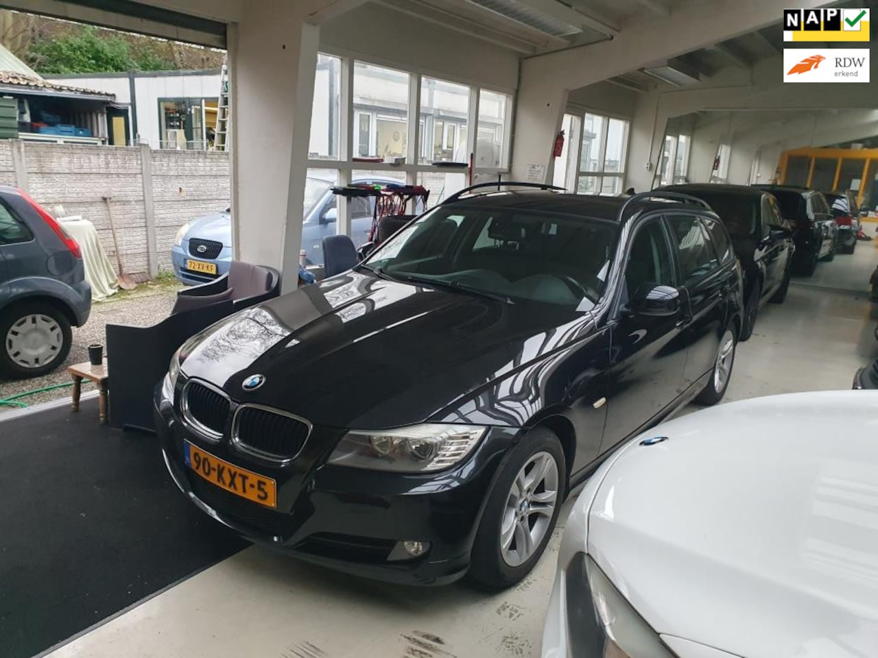 BMW 3-serie Touring - 320i Business Line Automaat Inruil Mogelijk - AutoWereld.nl