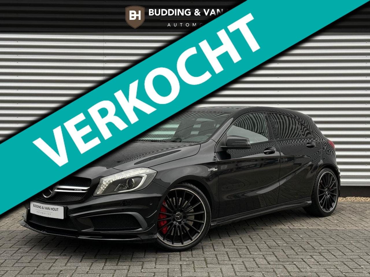 Mercedes-Benz A-klasse - A45 AMG 4MATIC Milltek Pano Schaal Harman Kardon Memory - AutoWereld.nl