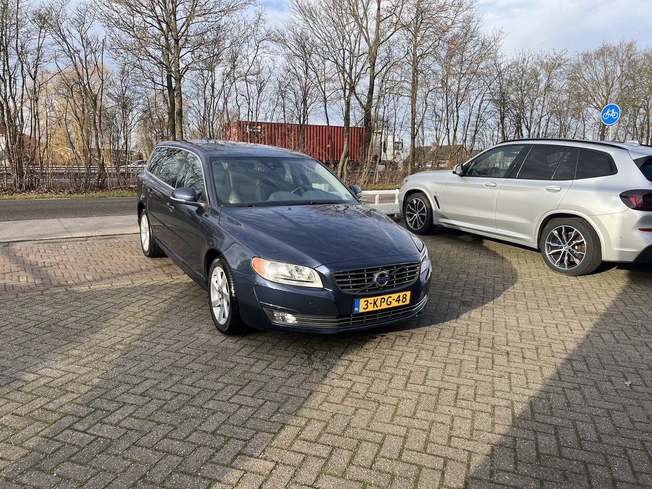Volvo V70 - 1.6 T4 Momentum LEER STOELVERWARMING NAVI - AutoWereld.nl