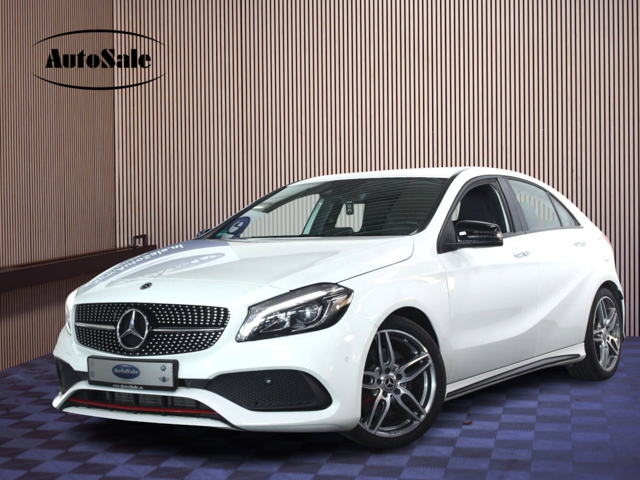Mercedes-Benz A-klasse - 250 AMG Sport 218pk CARPLAY LEDER/ALCNTRA CRUISE STOELVW '18 - AutoWereld.nl