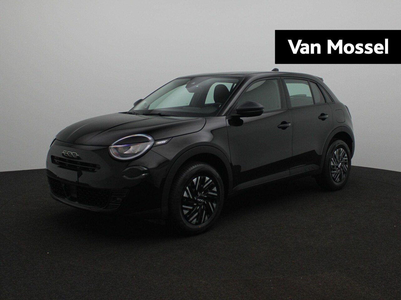 Fiat 600 - 1.2 Hybrid Urban | Apple & Android Carplay | Parkeersensoren | Led Verlichting| Stoelverwa - AutoWereld.nl