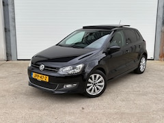 Volkswagen Polo - 1.4 I Style I Pano I Stoelverwarming I Led koplampen