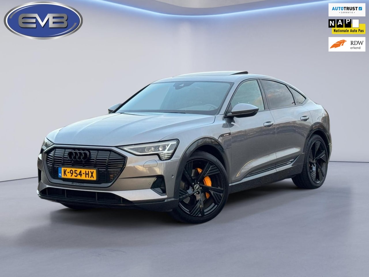Audi e-tron Sportback - 50 quattro Sport Black line, S-line interieur, 22 inch, achteruitrijcamera, stoelverwarmin - AutoWereld.nl