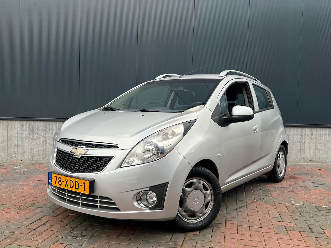 Chevrolet Spark - 1.0 16V LT+ Bi-Fuel * Airco * 5-Deurs * Dak-rails * Nieuw APK * - AutoWereld.nl