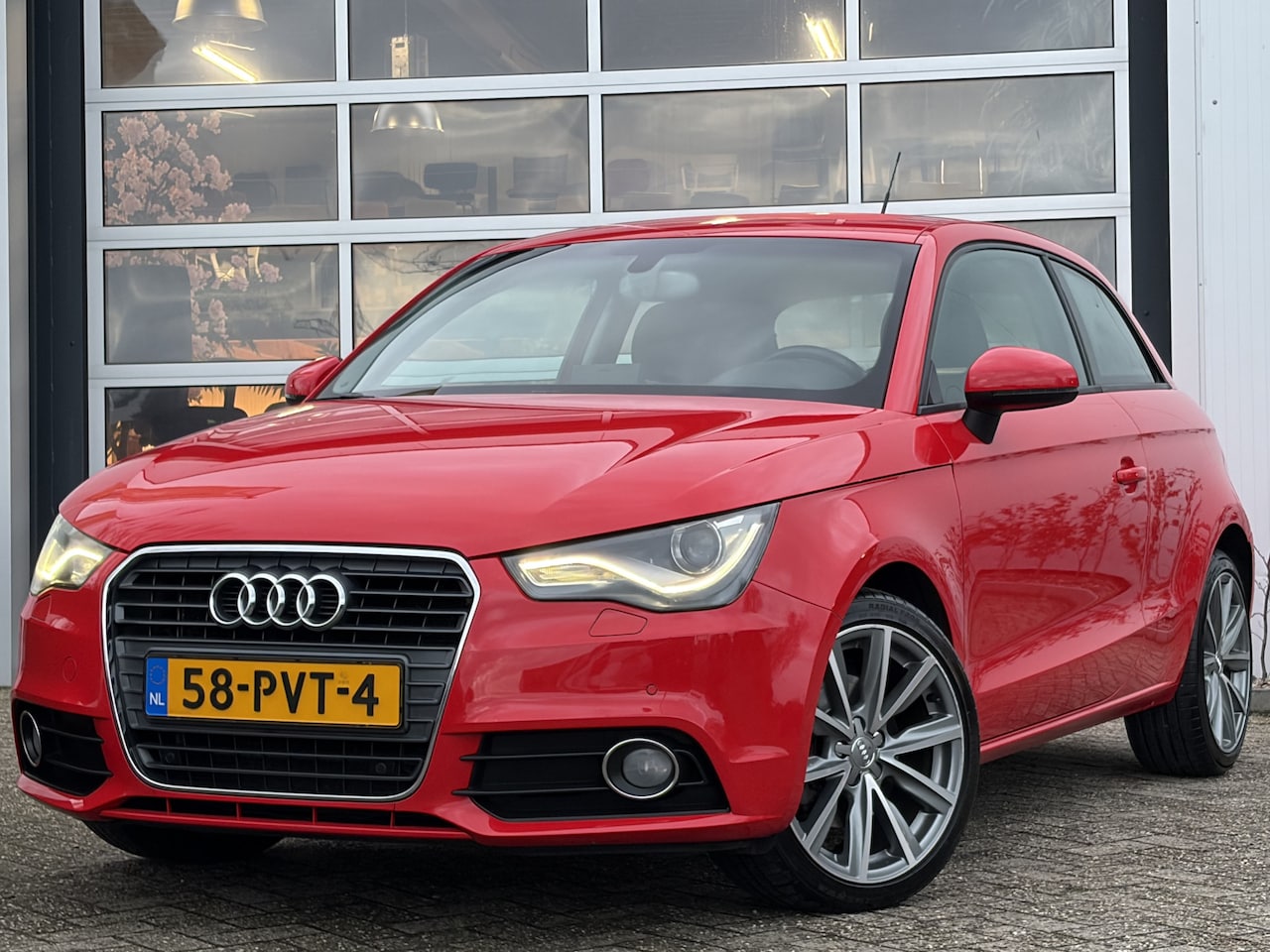 Audi A1 - 1.4 TFSI Ambition Pro Line Business 122pk | Automaat | Bi-xenon koplampen | Bluetooth | Cr - AutoWereld.nl