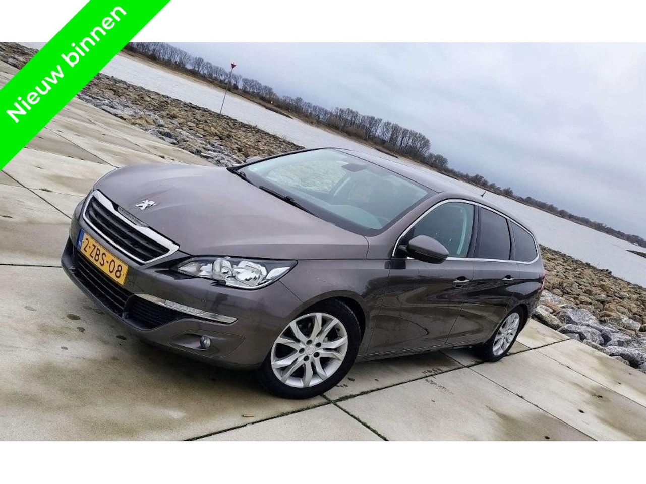Peugeot 308 SW - 1.6 BlueHDI BL. Limited Clima Panoramadak - AutoWereld.nl