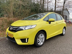 Honda Jazz - 1.3 i-VTEC Comfort, BJ`2016, nieuw model, trekhaak