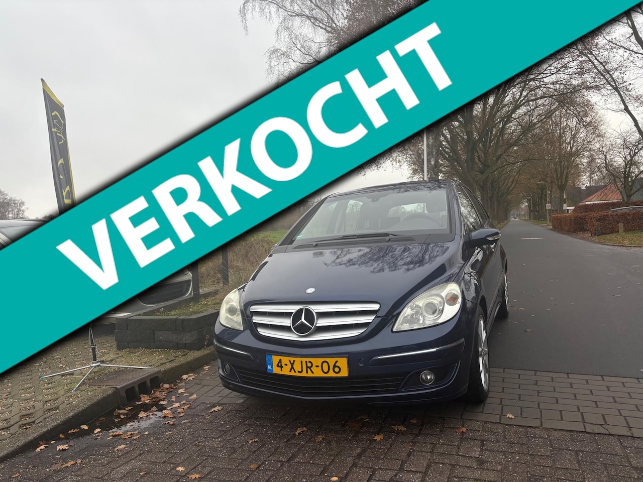 Mercedes-Benz B-klasse - 200 AUTOMAAT,WEINIG KM,PDC,STOELVERWARMING TREKHAAK,SPORTVELGEN,MET APK - AutoWereld.nl