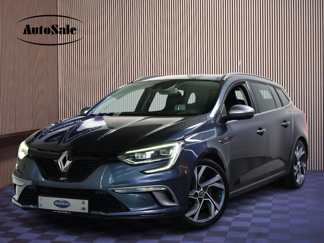 Renault Mégane - 1.6 TCe GT AUT KUIPST HEADUP NAV DHS STOELVW '18 - AutoWereld.nl