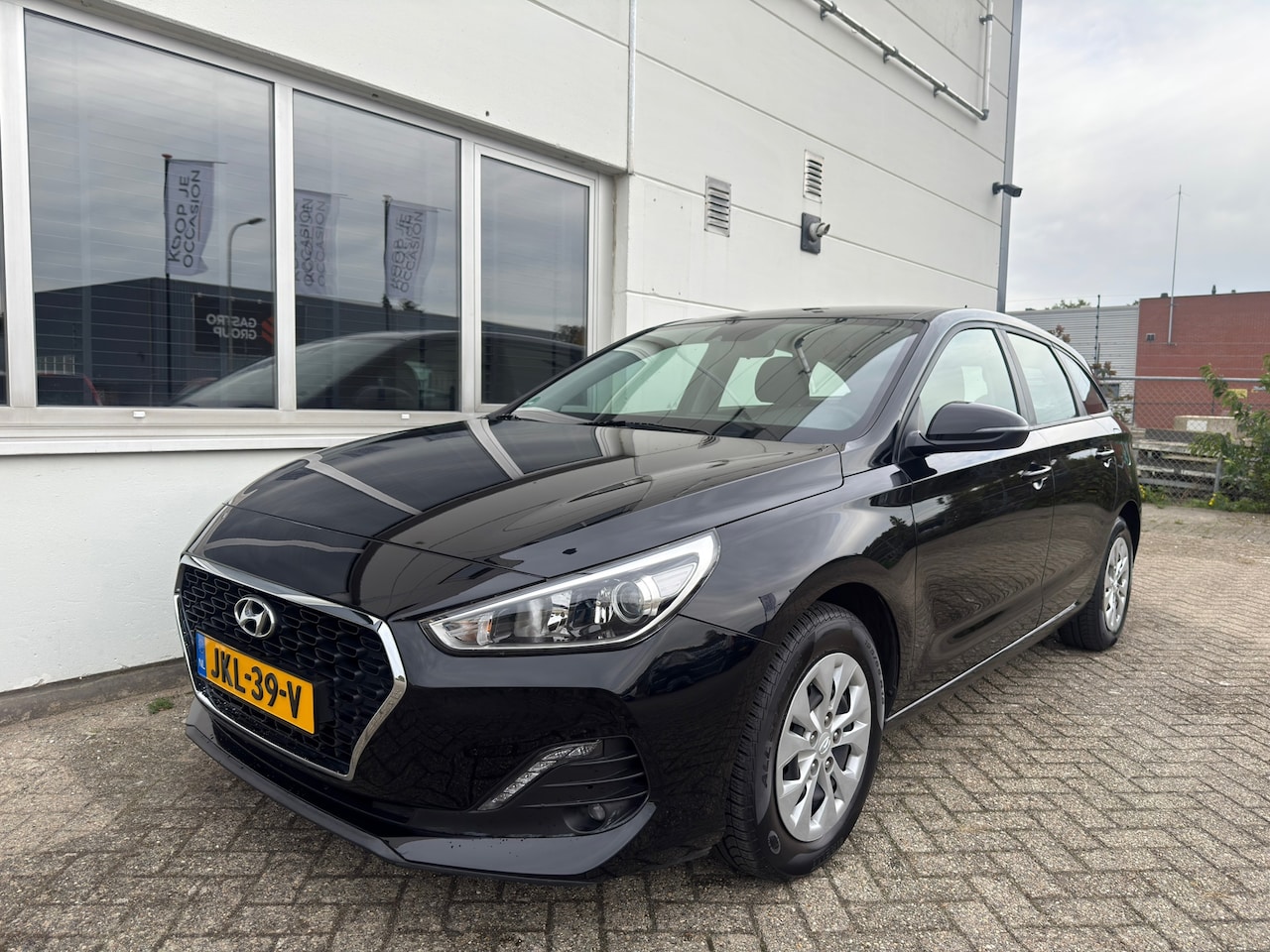 Hyundai i30 - 1.4 Cruise |Dealeronderhouden|Lage km-stand|Direct rijden! - AutoWereld.nl