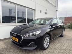 Hyundai i30 - 1.4 Cruise |Dealeronderhouden|Lage km-stand|Direct rijden