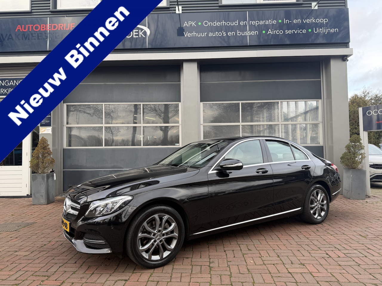 Mercedes-Benz C-klasse - 180 Lease Edition Bj 2015 Km 152.147 Dealer onderhouden 157pk - AutoWereld.nl
