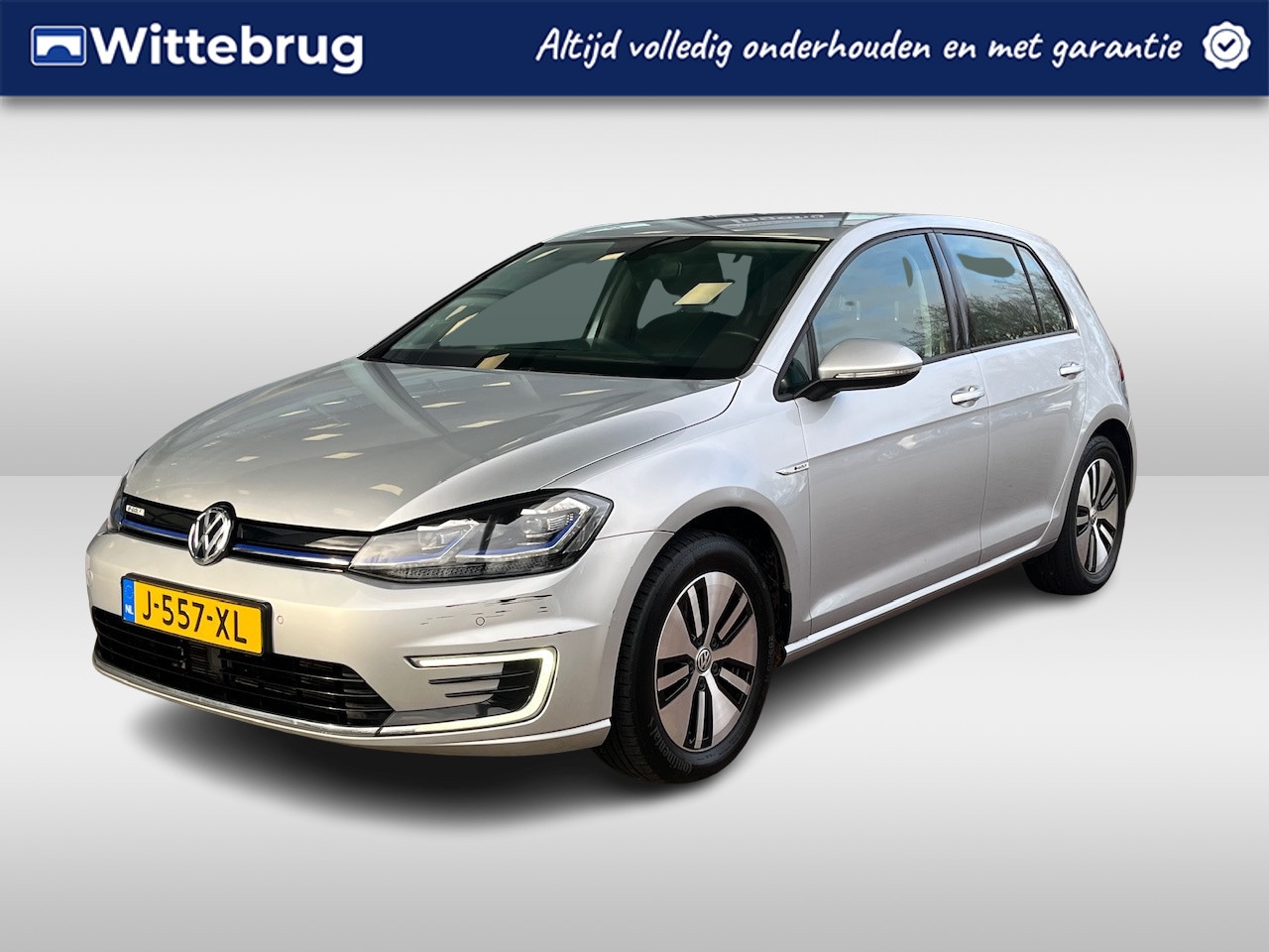 Volkswagen e-Golf - E-DITION / Virtual Cockpit / LED / Navigatie / Parkeersensoren / 16" - AutoWereld.nl