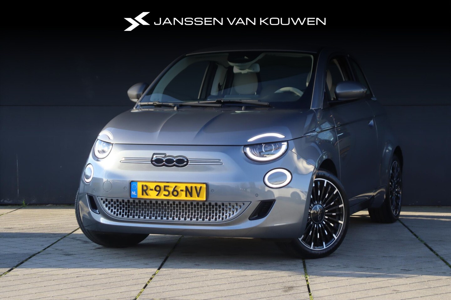 Fiat 500 - 3+1 La Prima 42 kWh / Leder / Navi - AutoWereld.nl