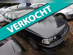 Volvo V40 - 1.8 Europa nw apk 6-11-2026 airco trekhaak goed rijdend