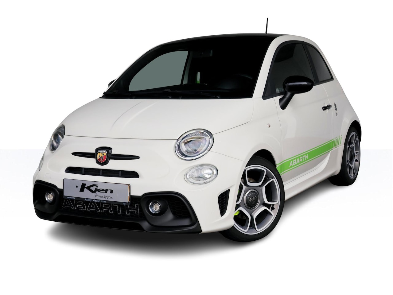 Abarth 595 - 1.4 T-Jet Turismo 70th Anniversary | Automaat | Schakelflippers | Sabelt stoelen | Pano-da - AutoWereld.nl