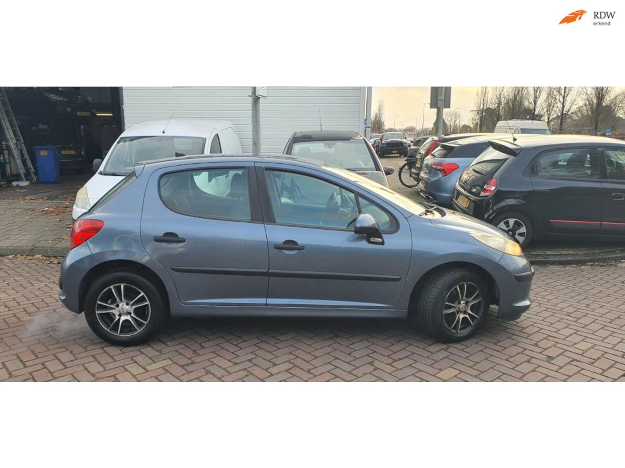 Peugeot 207 - 1.4-16V XR 1.4-16V XR, AIRCO, Handel,EXPORT - AutoWereld.nl