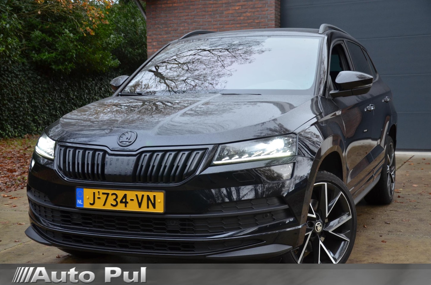 Skoda Karoq - 1.5 TSI ACT Sportline Business Automaat/Navi/Audio installatie premium/Led/Pdc/Ecc/Stoelve - AutoWereld.nl
