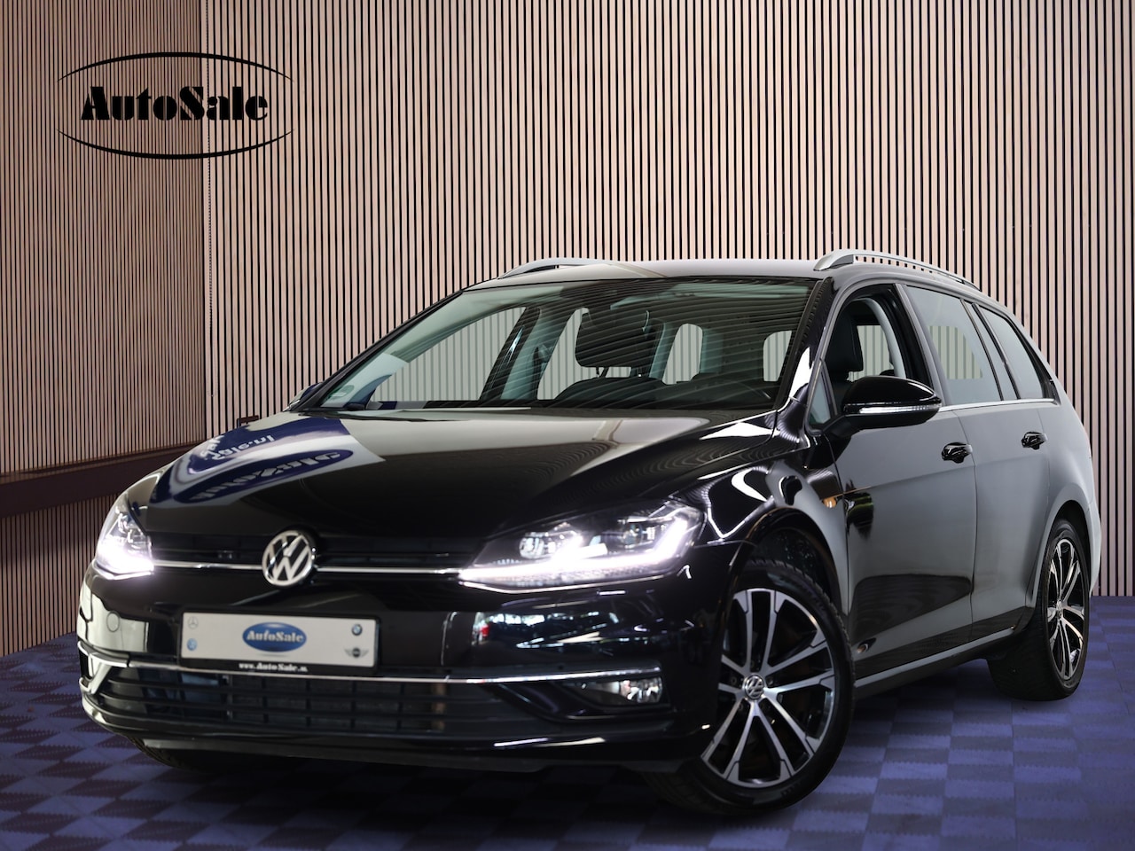 Volkswagen Golf Variant - 1.5 TSI Highline CARPLAY ACC STOEL/ST MASSAGE CAMERA '20 - AutoWereld.nl