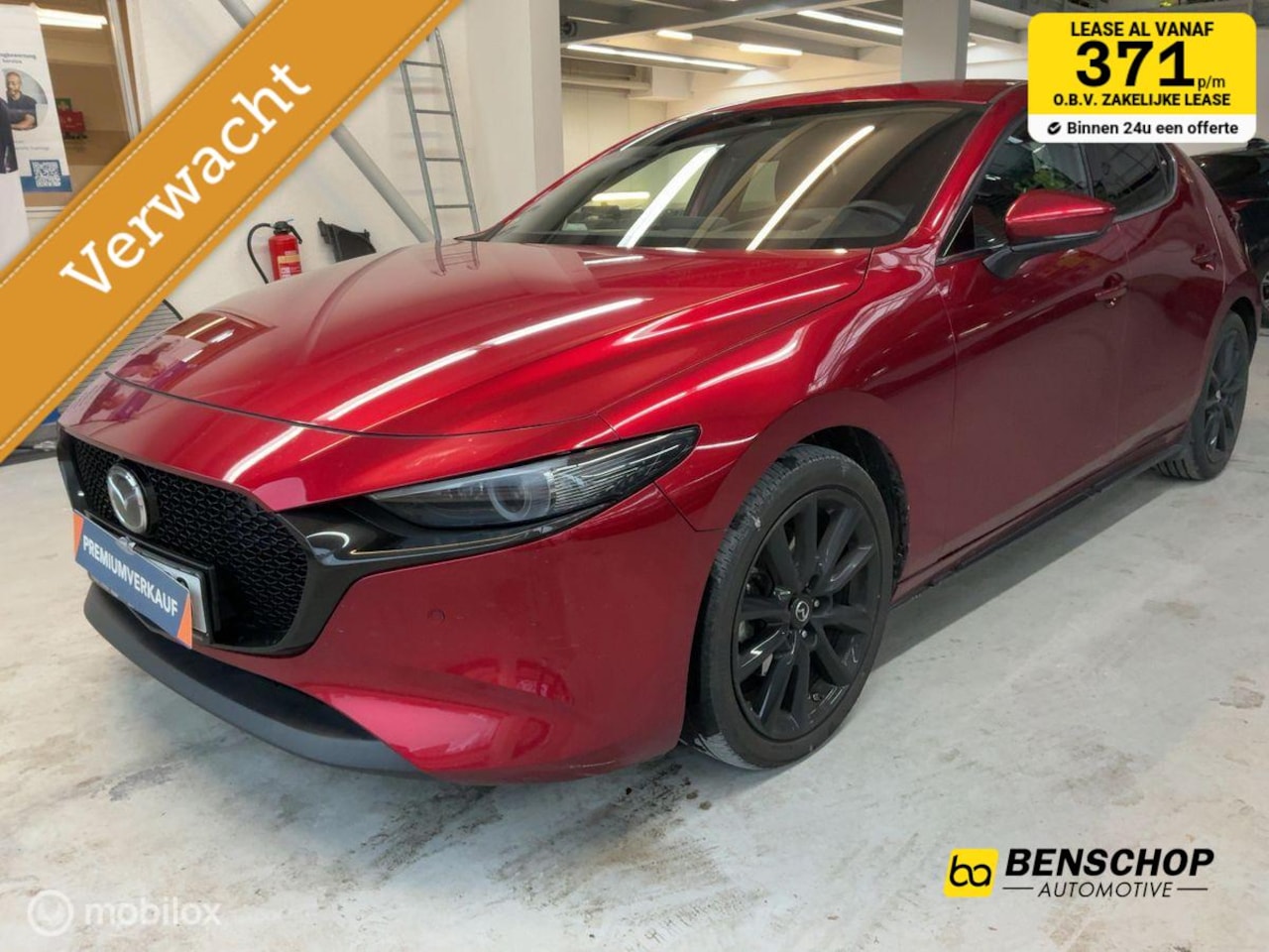 Mazda 3 - 2.0 e-SkyActiv-X M Hybrid 180 Luxury Leer Bose Navi Carplay 360 Camera 18 inch LED ACC - AutoWereld.nl