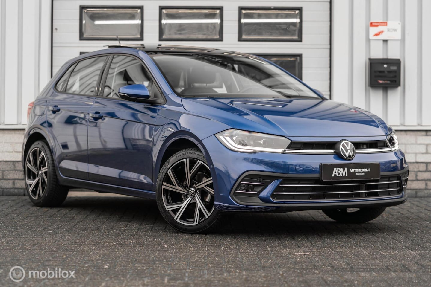 Volkswagen Polo - 1.0 TSI Style DSG IQ-LIGHT PANO NAVI VIRTUAL - AutoWereld.nl