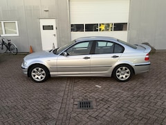 BMW 3-serie - 316i Black & Silver