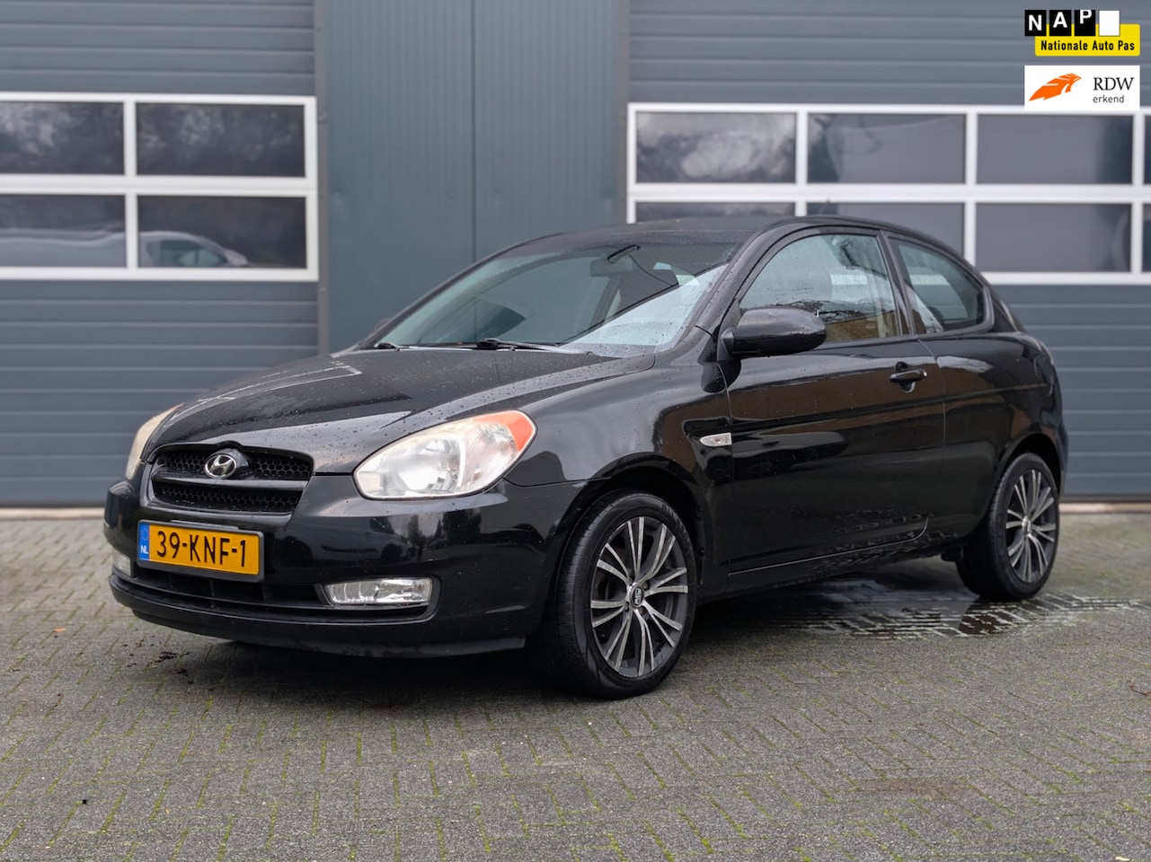 Hyundai Accent - 1.6i Dynamic airco/ nwe distributieriem /nw APk - AutoWereld.nl