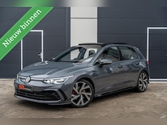Volkswagen Golf - 1.5 eTSI R-Line|IQ||Pano|Dealer onderhouden
